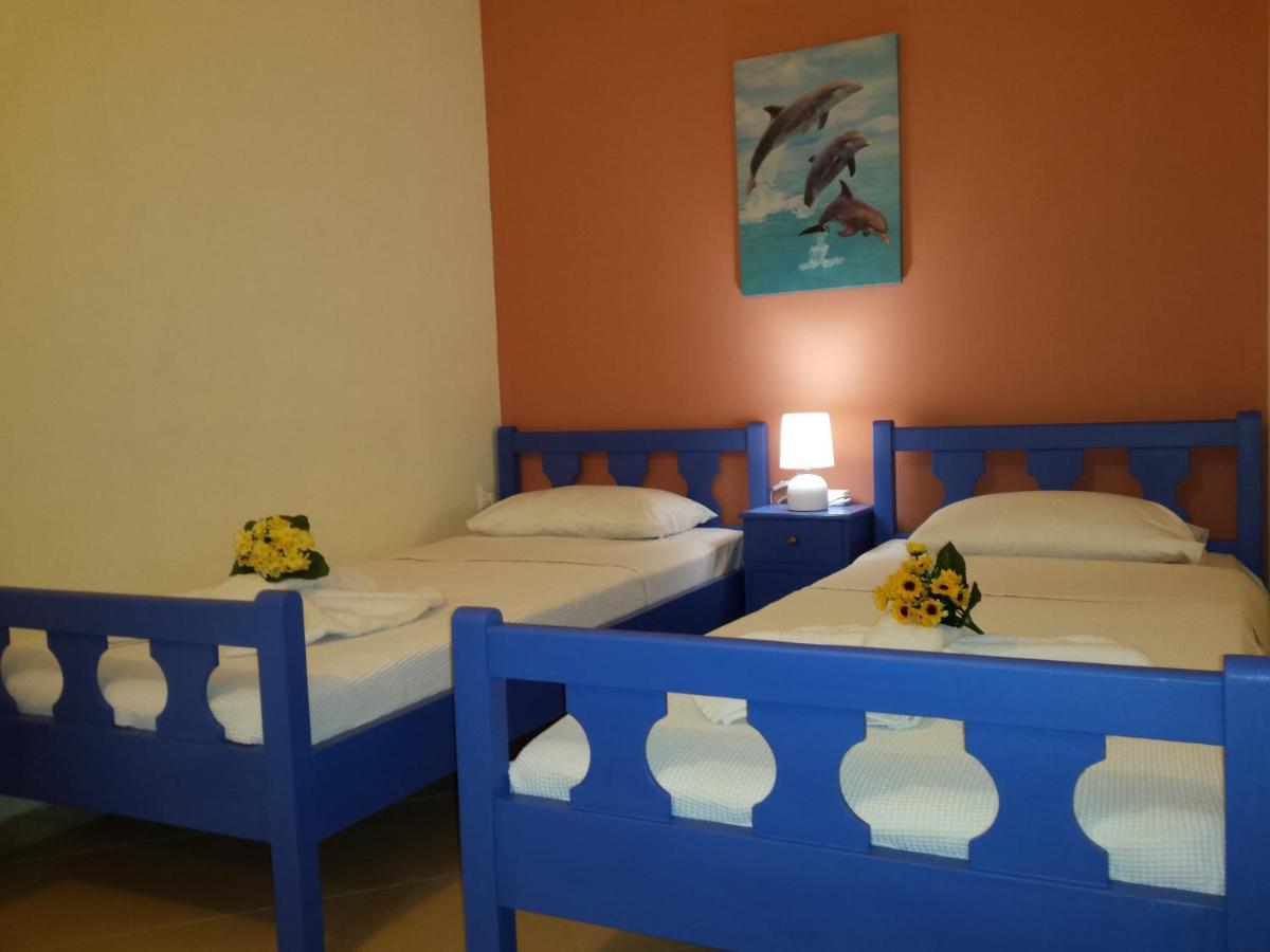Rubini Homes Agia Marina Buitenkant foto